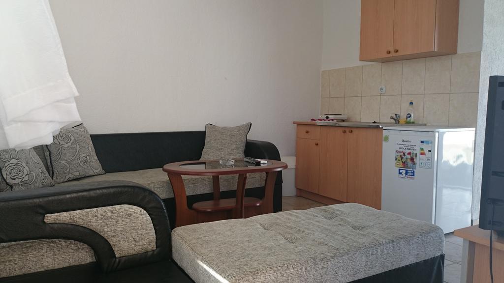Beni Bungalows أولتْسي الغرفة الصورة