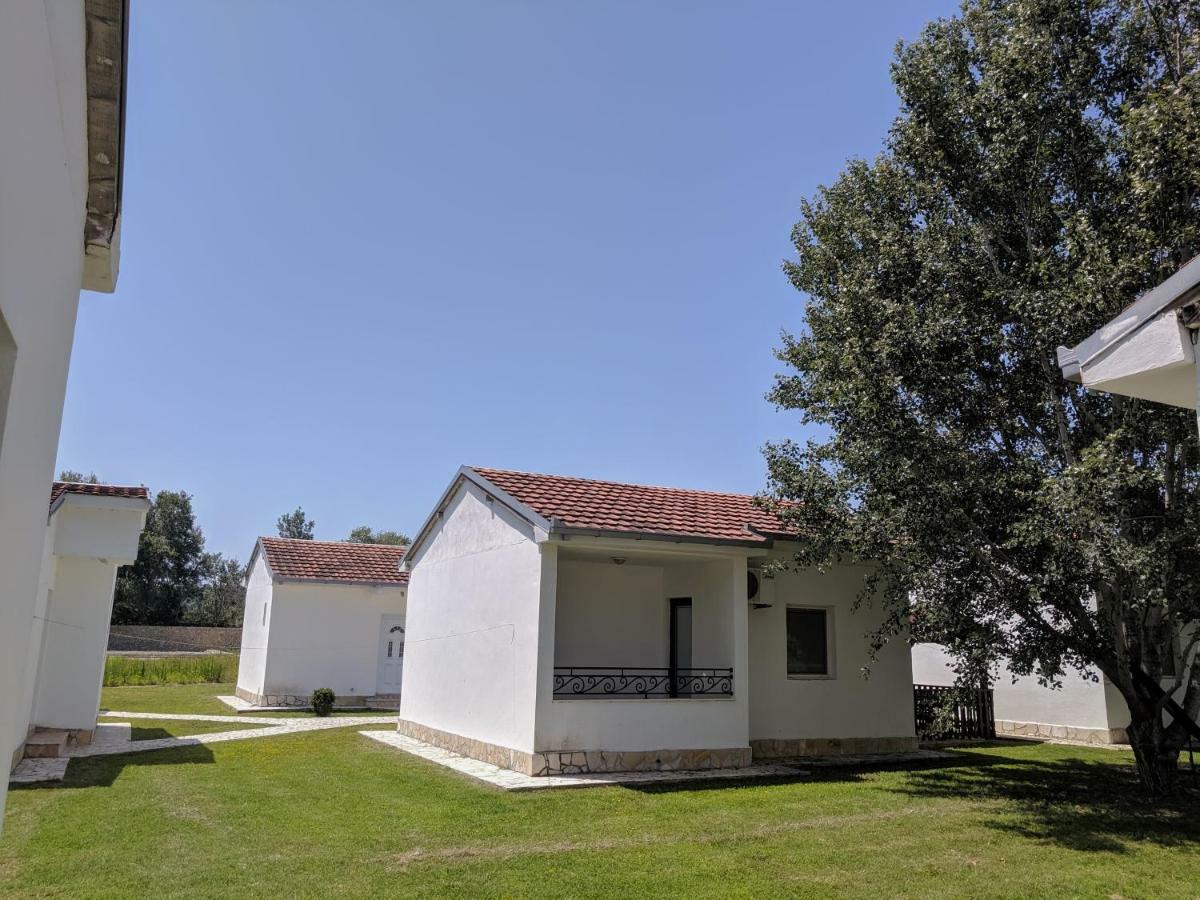 Beni Bungalows أولتْسي المظهر الخارجي الصورة