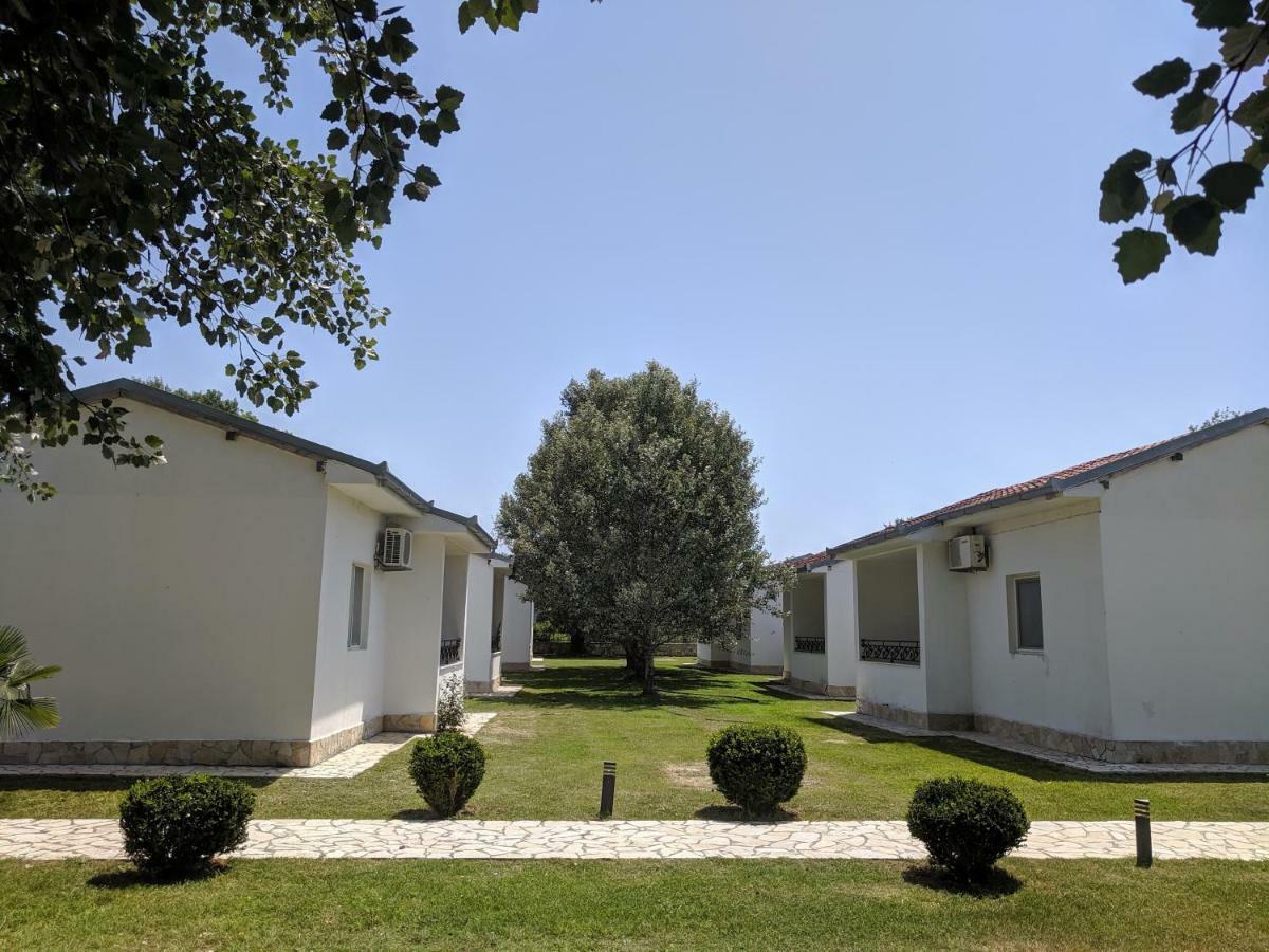 Beni Bungalows أولتْسي المظهر الخارجي الصورة